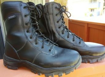 MEN'S BOOTS
