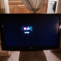 LG Tv  36 Inchis