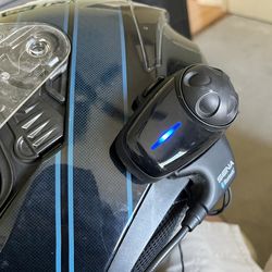 Sena SMH10 helmet Bluetooth