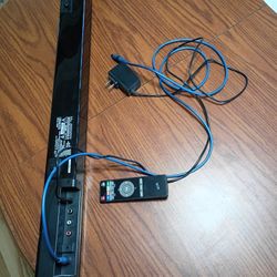 32-in HD  Soundbar With Remote