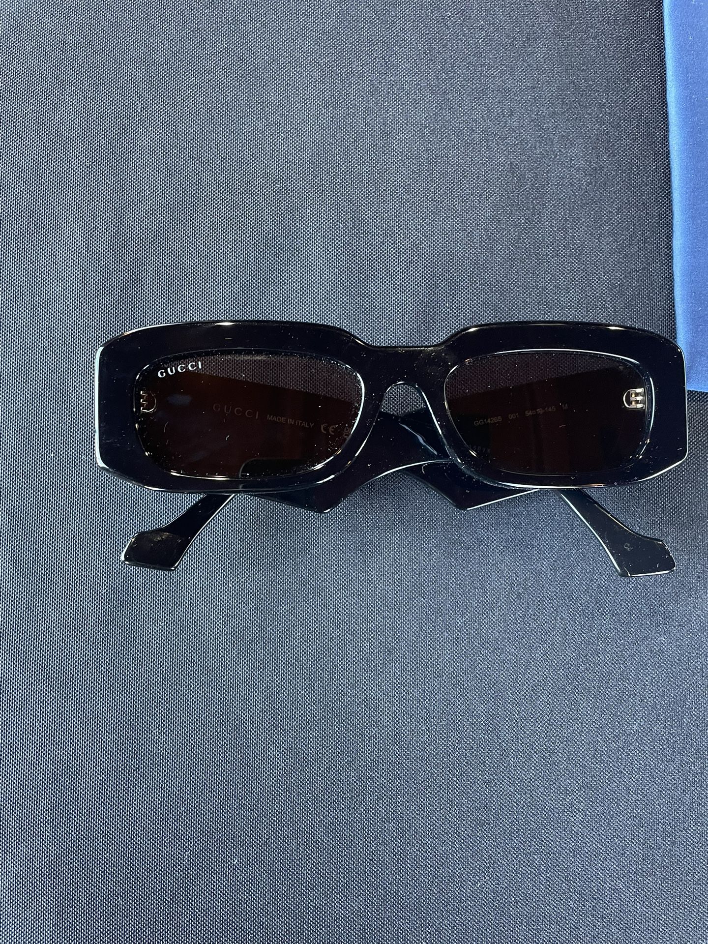 Gucci sunglasses W/Receipt 