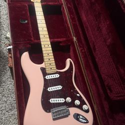 Fender Player Stratocaster Maple Fingerboard Limited-Edition 