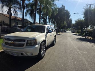 Chevrolet Tahoe Full-Size SUV