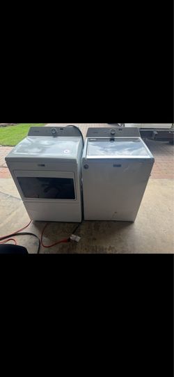Maytag washer driyer set