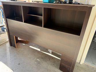 Full/queen headboard