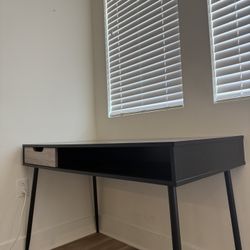 Desk With Chair