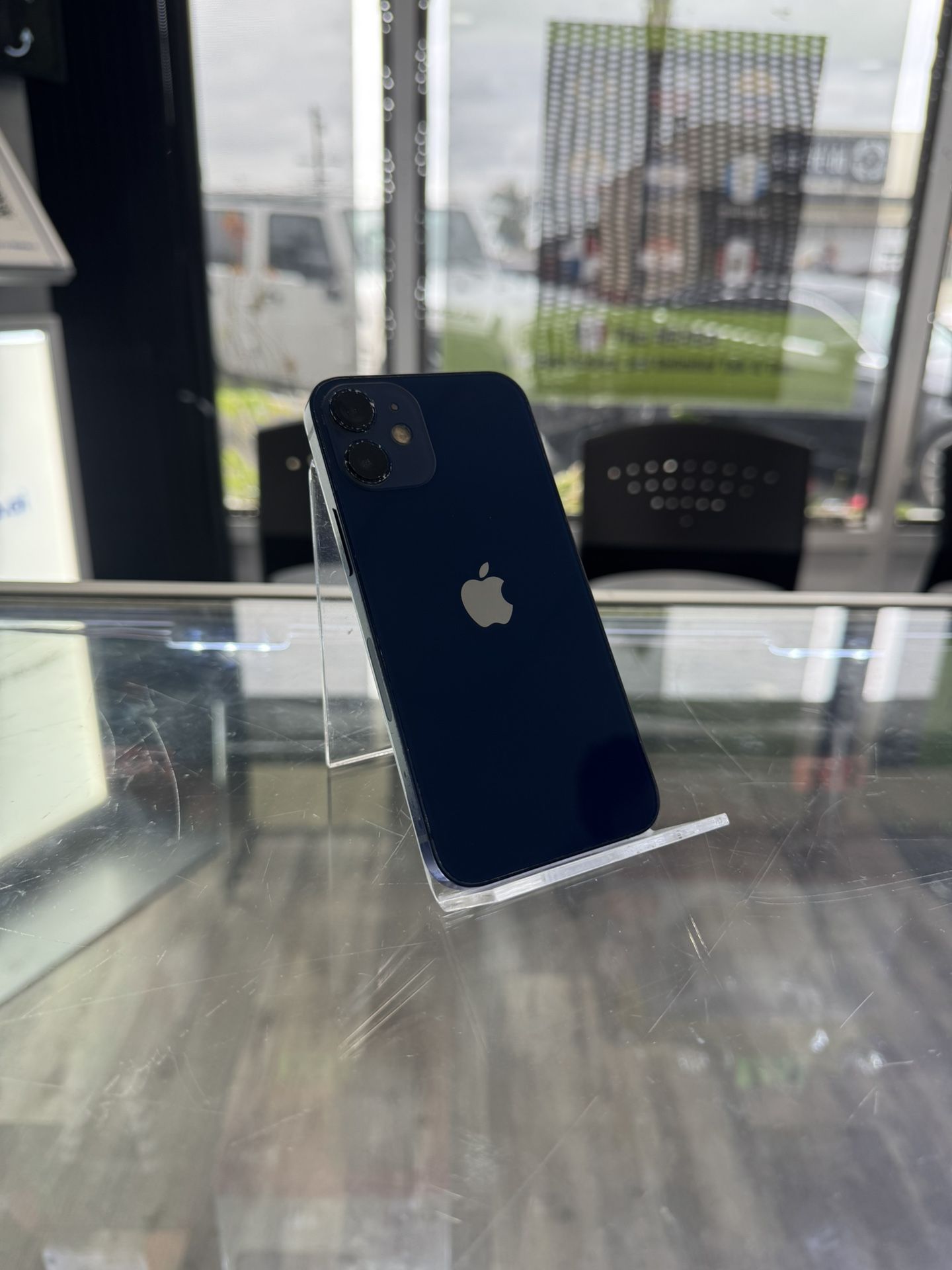 iPhone 12