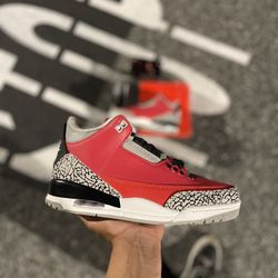 AIR JORDAN RETRO 3 “RED CEMENT” SIZE 9.5 R3PŠ