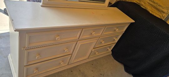 White Wood Dresser with Mirror