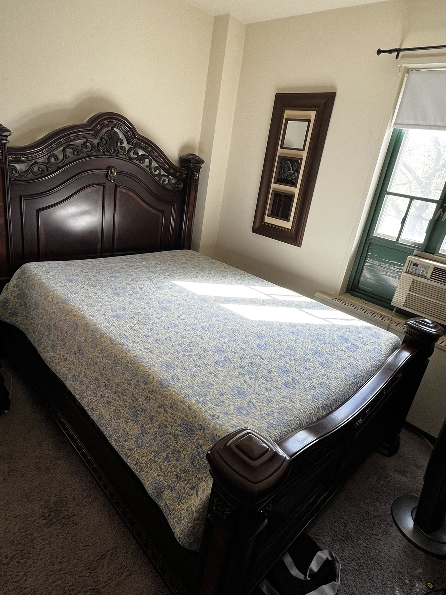 Bedroom Set All Wood 5 Piece Set - Queen Grand Manor Cherry