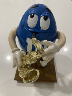 M&M