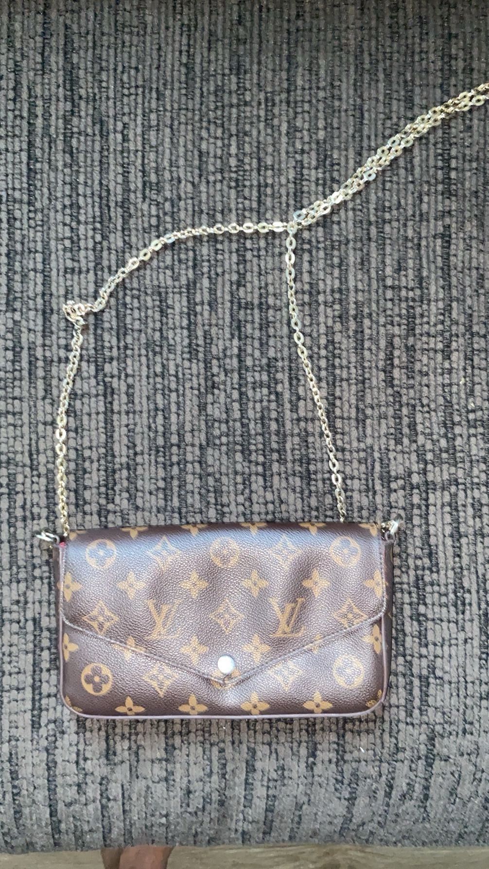 louie v purse