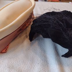 Two Vintage 1940s 50s (Earlier?) Women's Hats. Excellent Condition. 