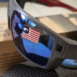 Costa Del Mar Diego 580g Blue Lens With Gray Frame$165.00