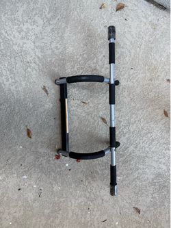 Pull up bar
