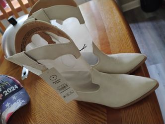 Women's cowboy boots