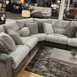 Mention Jon Green to the staff to confirm this price/offer! 🔥 Rendezvous Power Reclining Fabric Sectional Couch Set 🌟 Fast Delivery