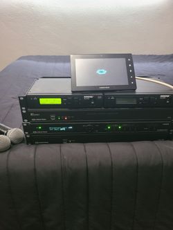 Crestron av equipment