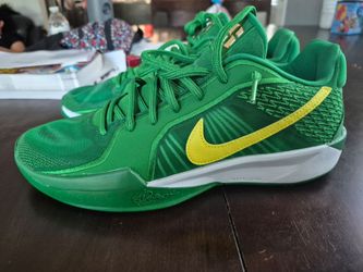 Nike Sabrina 2 Oregon