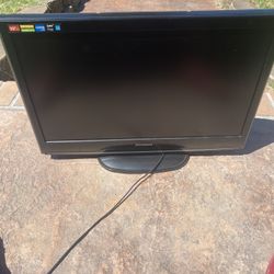 32” Sylvania limeted edition TV Dolby digital (Oakley CA)