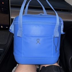 HYDRO FLASK 20L CARRY OUT SOFT COOLER