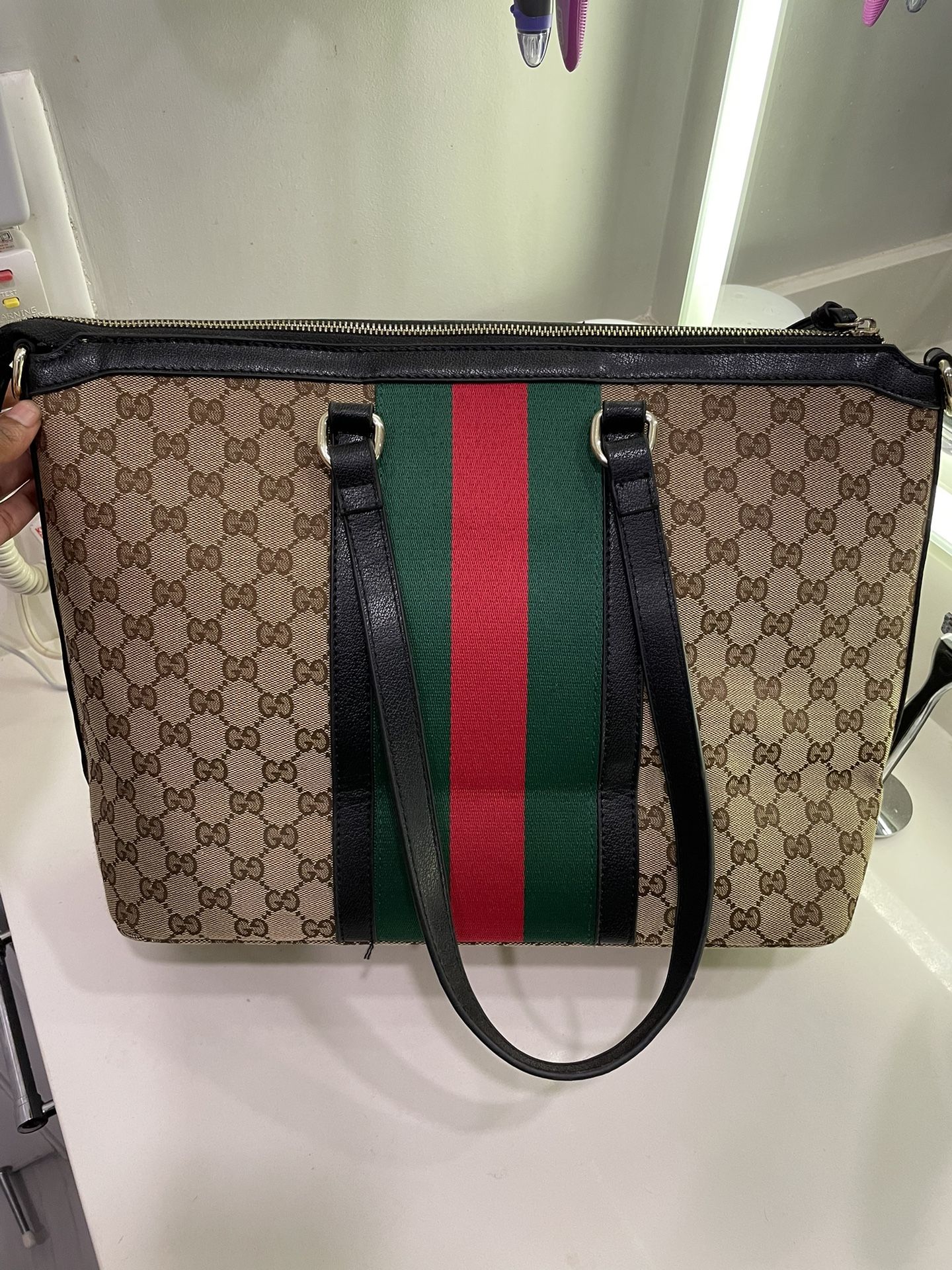 Gucci Handbag (Boston) Gold for Sale in Atlanta, GA - OfferUp