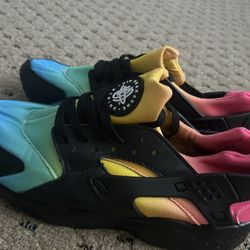 Nike air huarache size 8.5 US new 🆕 