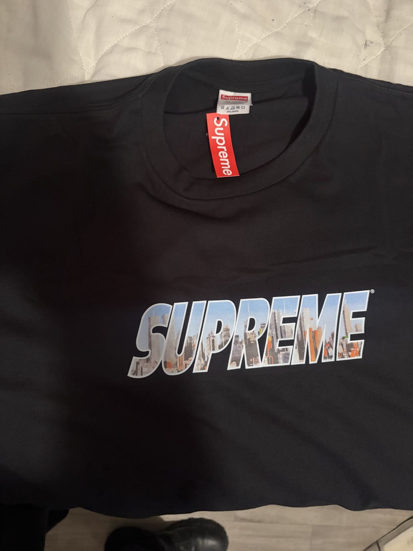 Supreme Gotham Tee XL