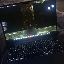 New! Macbook Pro 14' M3pro 18gb 1tb w Apple Care