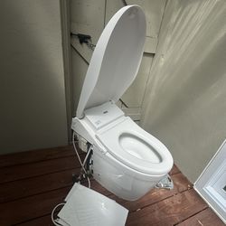TOTO Neorest Smart Toilet Luxury Bidet Toilet