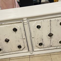 Antique Furniture 