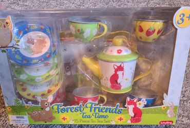 Schylling Forest Friends Tea Time 15 Piece Tin Tea Set