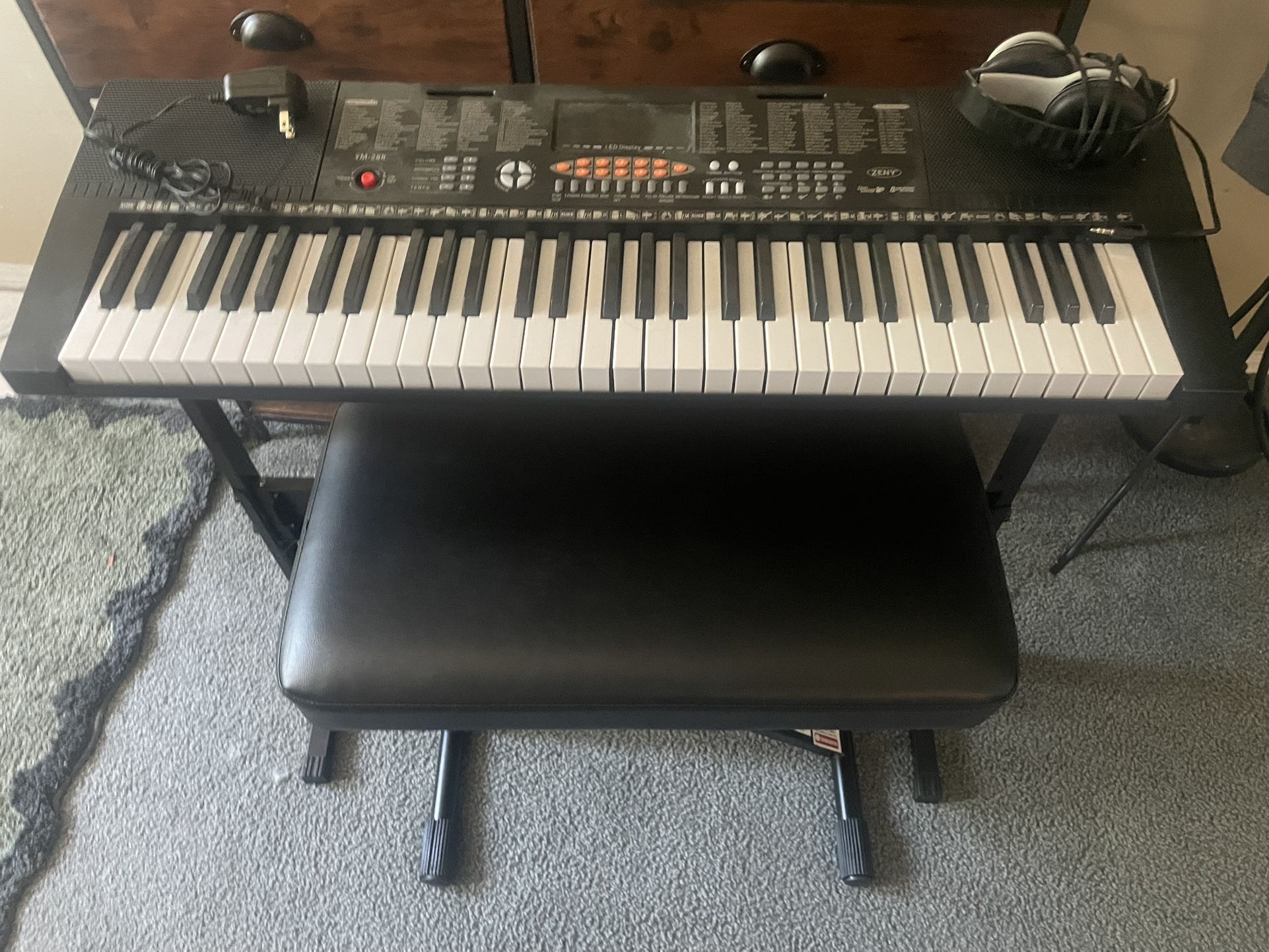 Electronic Keyboard Piano