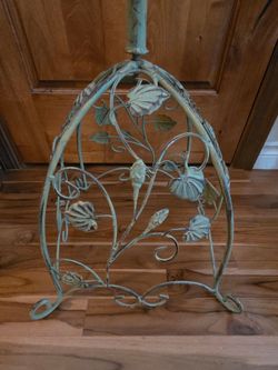 Wrought Iron Ivy Coat Rack