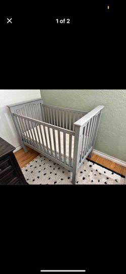 Pottery Barn crib With Pillow Top