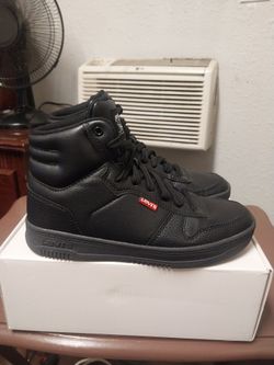 LEVI'S  STRAUSS   HI  TOP  SNEAKERS