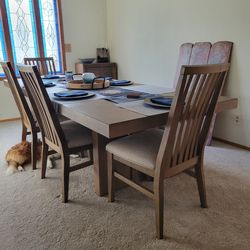 Intercon Dining Room Table Self Storing Leaf