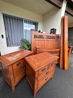 Mission style queen bed set