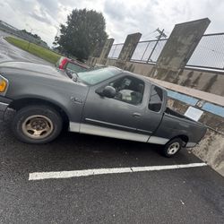 2003 FORD F150 XLT