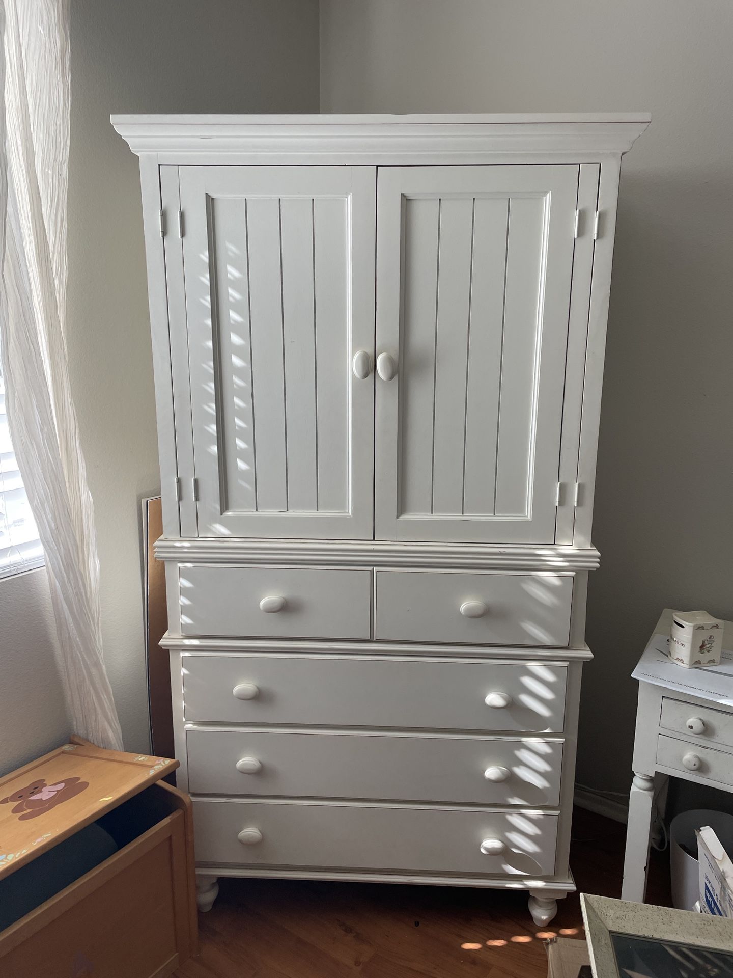 Armoire