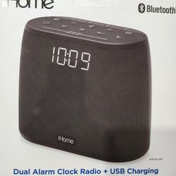 iHome Alarm Clock Radio + USB Charging (Par)