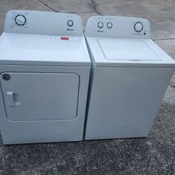 AMANA WASHER AND DRYER SET 