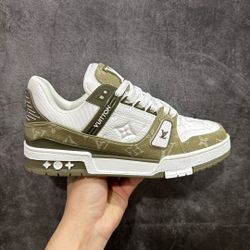 Louis Vuitton fashion shoes