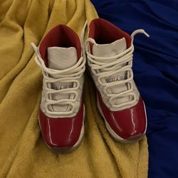 Jordan 11 Cherry 