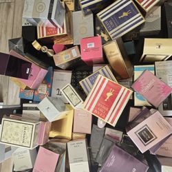 Perfume  24 Perfumes For $ 170  For Men For Women 