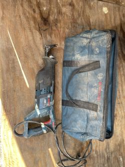 BOSCH Sawzall With Case
