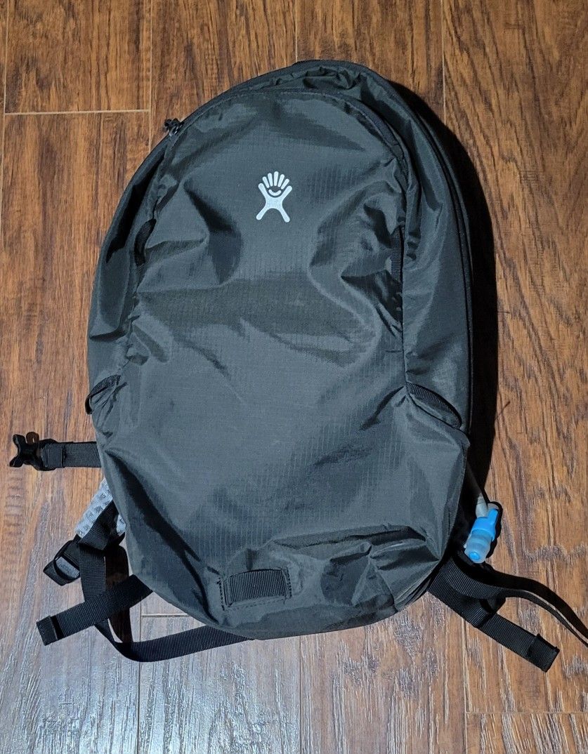 Hydro Flask 14L Down Shift Hydration Pack Backpack
