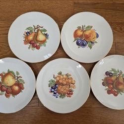 Five Bareuther Waldsassen Bavaria Germany Porcelain Fruit Plates