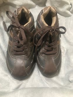 Shoes size 12.5 pickup In Southwest Bakersfield