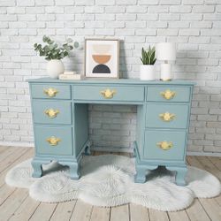 ✨ Vintage Coastal Charm Executive Desk ✨
